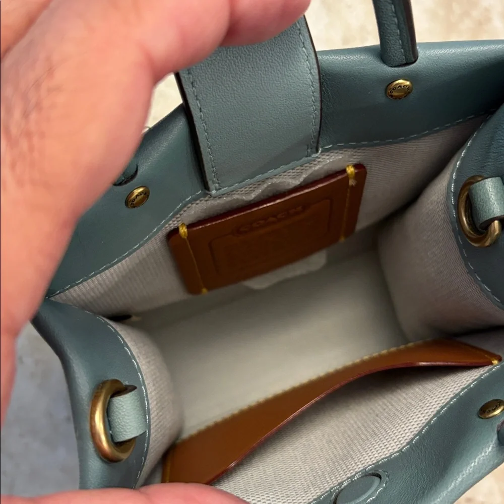 Coach Glove Tanned Mini Cashin Tote/Crossbody Bag in Beautiful Sage Leather - Picture 9 of 11